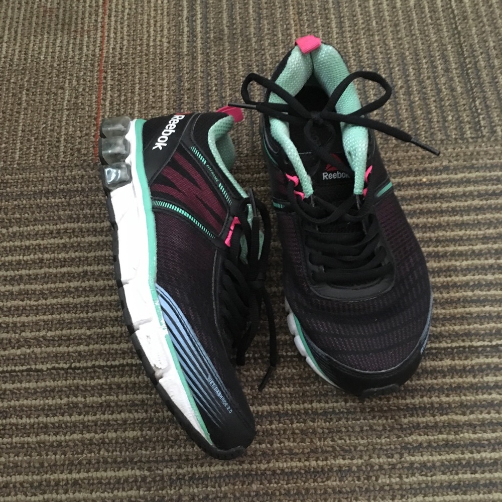 Reebok Sneakers